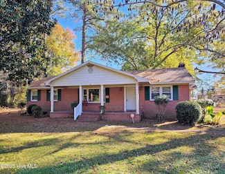 307 Neuse Cliffs Rd, New Bern, NC 28560