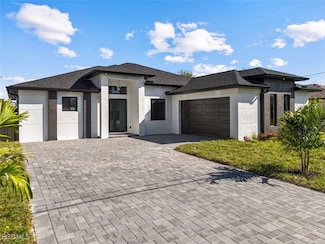 129 NE 12th Ct, Cape Coral, FL 33909