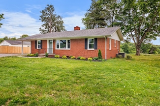 2851 Cooper Creek Rd, Woodlawn, TN 37191