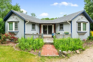 360 Adams Dr, Athol, MA 01331