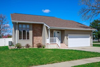4504 28th St, Columbus, NE 68601