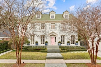 452 Walnut St, New Orleans, LA 70118