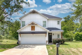 2300 45th Ave, Phenix City, AL 36870