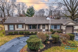 4538 Vineyard Rd, Toledo, OH 43623