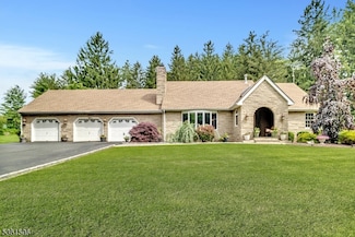 140 Lambertville Hopewell Rd, Hopewell, NJ 08525