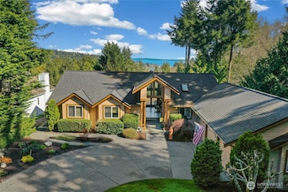 105 Edgewood Dr, Port Ludlow, WA 98365