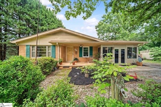 228 Styles Rd, Taylors, SC 29687
