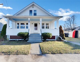 145 Market St, Warren, RI 02885