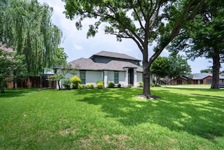 701 Retriever Ln, Mesquite, TX 75150