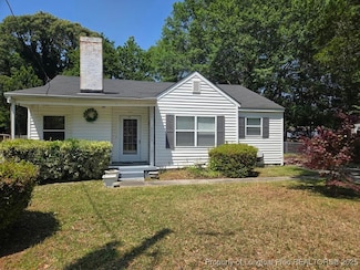 140 W Circle Ct, Fayetteville, NC 28301