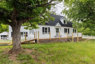 14372 S East Side Hwy, Grottoes, VA 24441