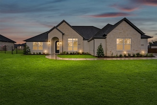 1133 Tremont Ln, Granbury, TX 76049