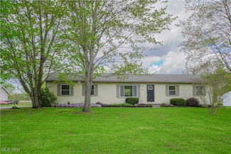 10123 Minyoung Rd, Ravenna, OH 44266