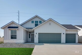 4895 W Riva Capri St, Meridian, ID 83646