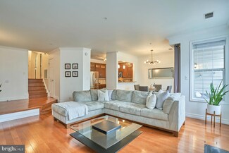 4673 Longstreet Ln Unit 103, Alexandria, VA 22311