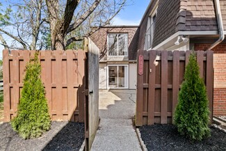 441 Darby Creek Rd Unit D, Lexington, KY 40509
