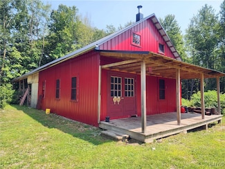 620 Albion Cross Rd, Pulaski, NY 13142