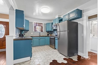 418 E 4th St, Emmett, ID 83617