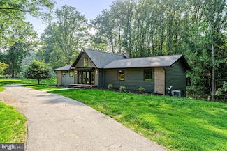 615 Cricklewood Rd, West Chester, PA 19382