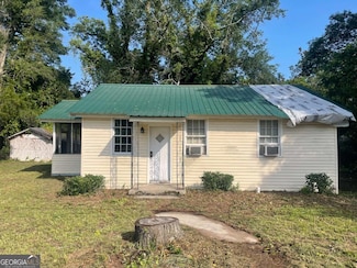 140 Tattnall St, Reidsville, GA 30453