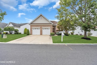 38 Barton Creek Rd, Jackson, NJ 08527