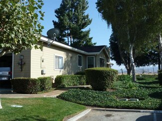 837 Helen Dr Unit 8, Hollister, CA 95023