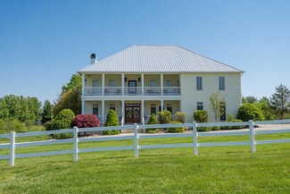 1564 Ellis Rd, Sevierville, TN 37876