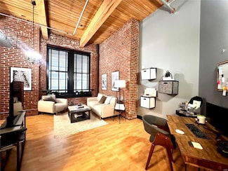 1113 Washington Ave Unit 312, Saint Louis, MO 63101