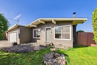 6232 Princeton Dr, Eureka, CA 95503