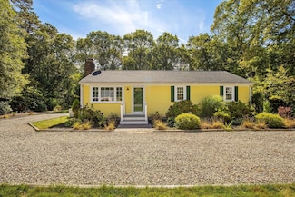 193 Farmersville Rd, Sandwich, MA 02563