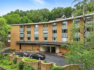 5048 5th Ave Unit 101, Pittsburgh, PA 15232