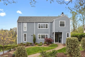 120 Vanderbilt Dr, Pittsburgh, PA 15243