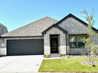 608 Easthill Dr, McKinney, TX 75071