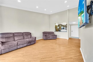 4170 Elm Ave Unit 304, Long Beach, CA 90807
