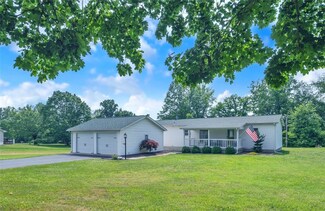 173 Charlemont Ave, New Castle, PA 16102