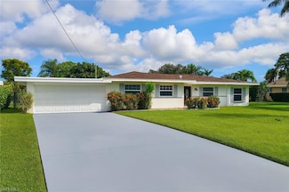 13880 Lazy Ln, Fort Myers, FL 33905