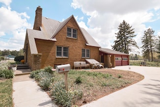 1139 W Highland St, Whitewater, WI 53190