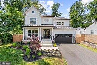 1930 Hillside Dr, Falls Church, VA 22043