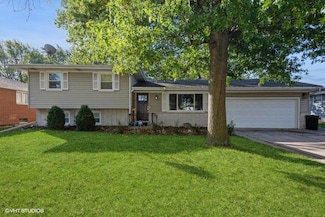 2195 W 93rd Place, Crown Point, IN 46307