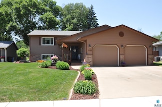 4609 S Bluestem Cir, Sioux Falls, SD 57106