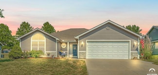 218 W 27th St, Eudora, KS 66025