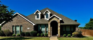 1511 Whitaker Way, Red Oak, TX 75154