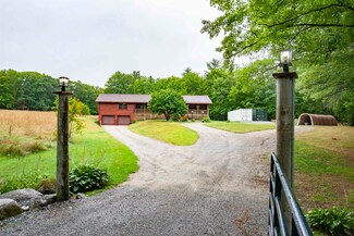 1270 Quaker St, Henniker, NH 03242