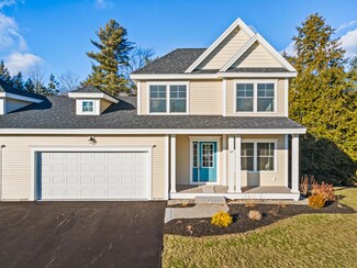 81 Creeks Edge Dr, Saco, ME 04072