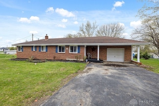 1655 Parkridge Dr, Springfield, OH 45506
