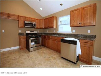 343 E Point Pleasant Ave, Ocean Gate, NJ 08740