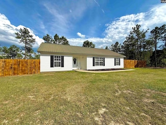 1337 Cheraw Rd, Cassatt, SC 29032