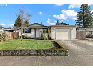 351 S 37th Place, Springfield, OR 97478