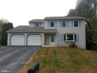 4 Wild Deer Dr, Stevens, PA 17578