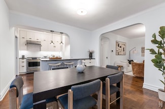 35-06 88th St Unit 5E, Jackson Heights, NY 11372